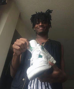 Meet your Posher, Glory